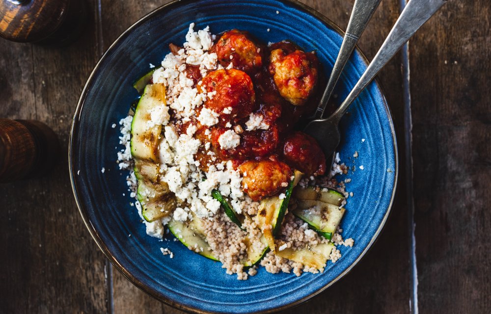 Couscousbowl met kalkoenballetjes met 6 ingredienten