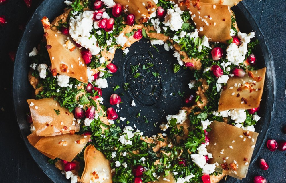 Hummuskrans met filodeegcrackers