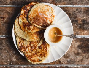 Gezondere salted caramel pancakes