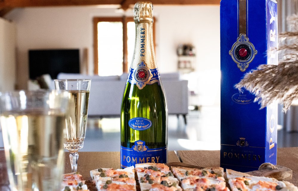 Flammkuchen met gerookte zalm met bubbeltip