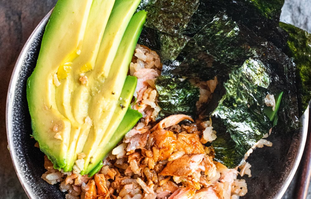 Japanse zalmrijst met 6 ingrediënten