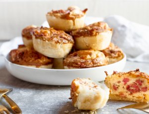 Mini Vega quiche lorraine met 5 ingrediënten