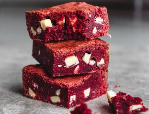 red velvet brownies