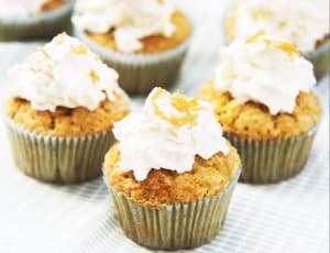 Carrot cake cupcakes