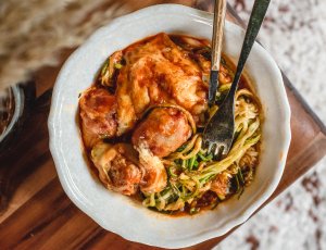 Oven baked courgetti met kipgehaktballetjes