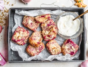 Scones met frambozen
