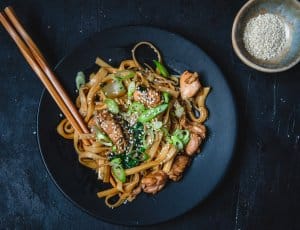 udonnoedels met kip-ketjap