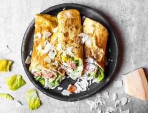 gezonde caesarsalade eiwraps