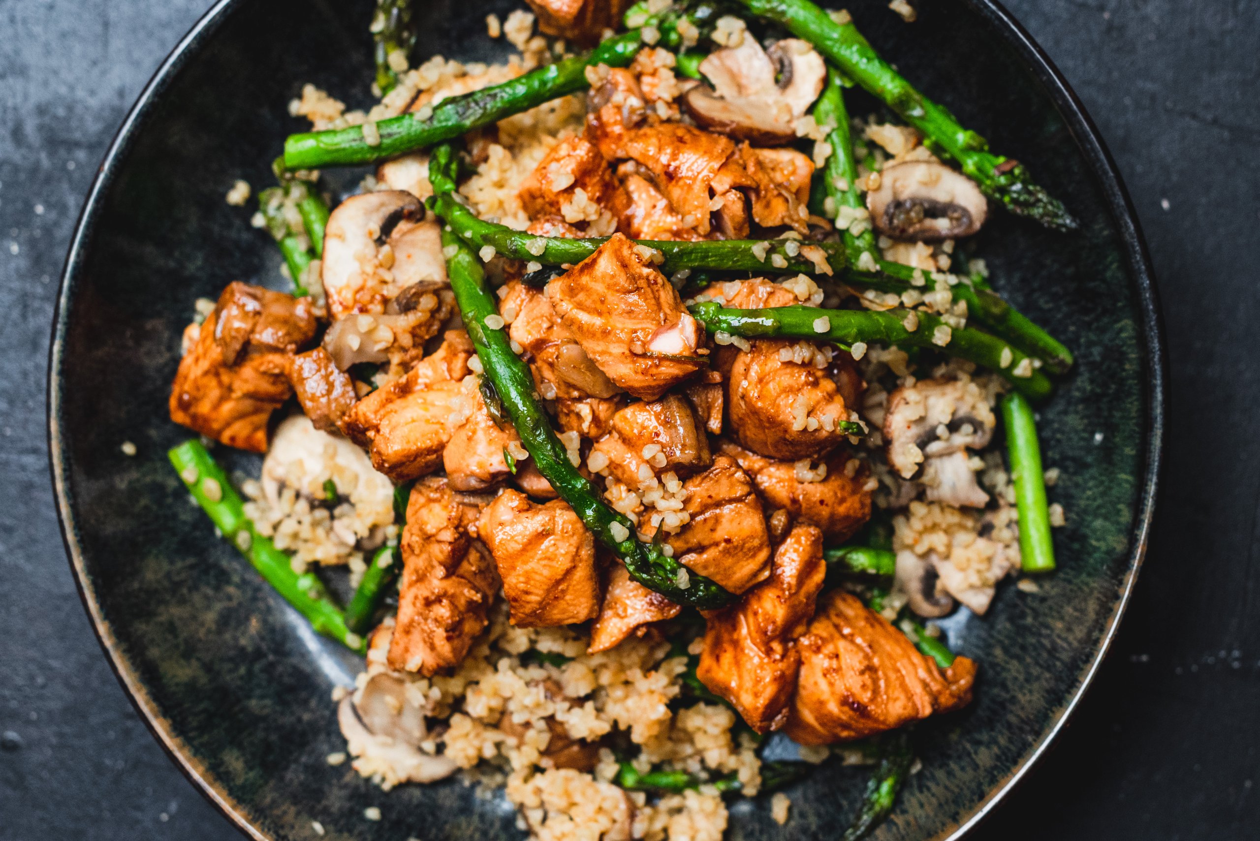 bulgur met pittige zalm