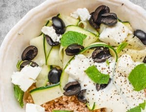 Griekse couscoussalade met 5 ingrediënten