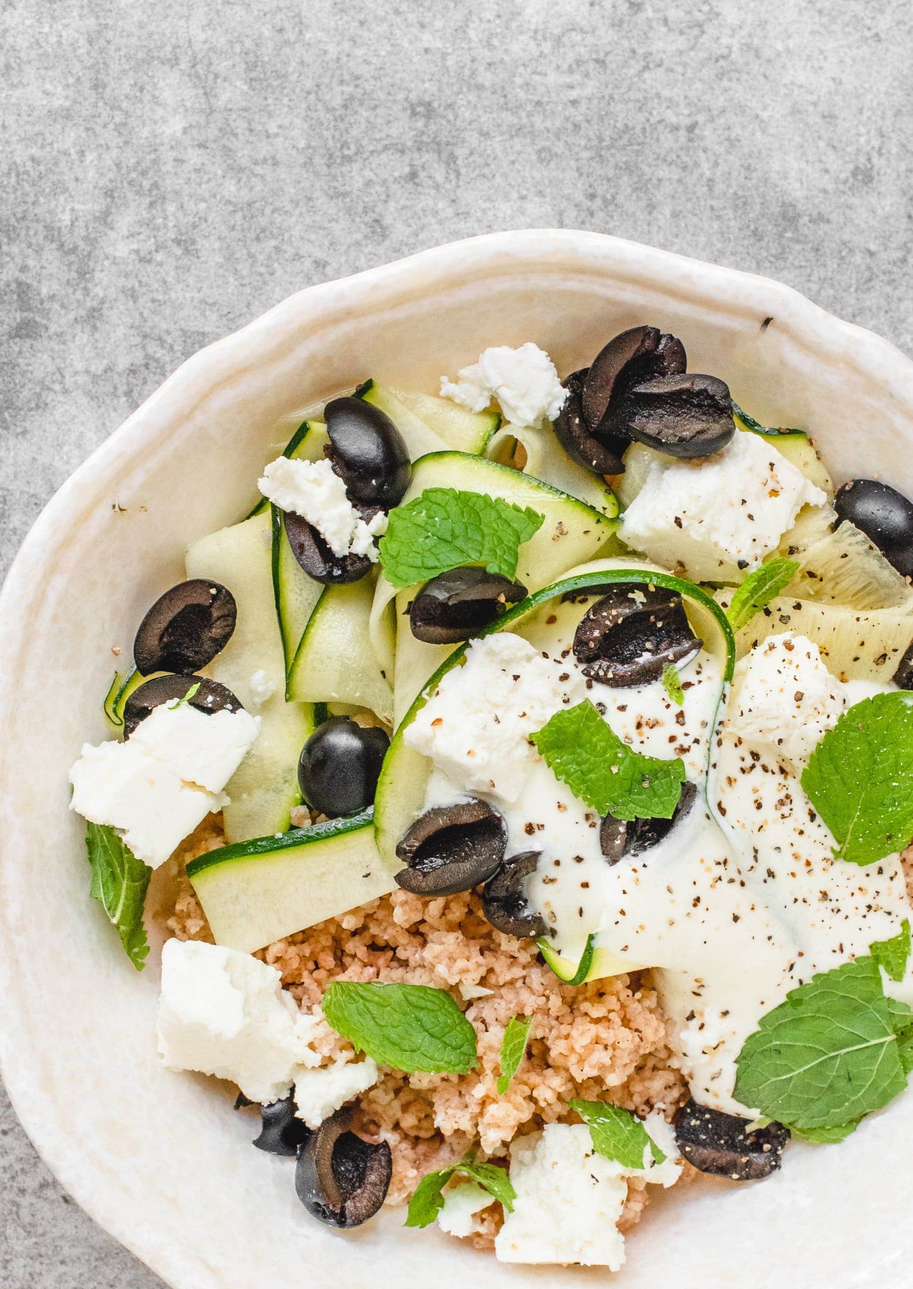 Griekse couscoussalade met 5 ingrediënten