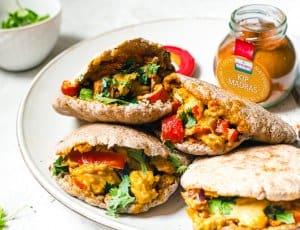 Pita's met kip madras