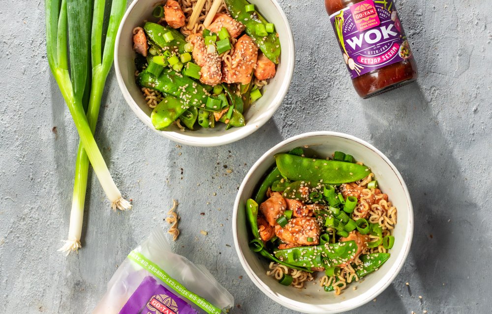 Noedels met ketjapzalm