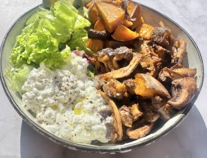 Pulled mushrooms bowl