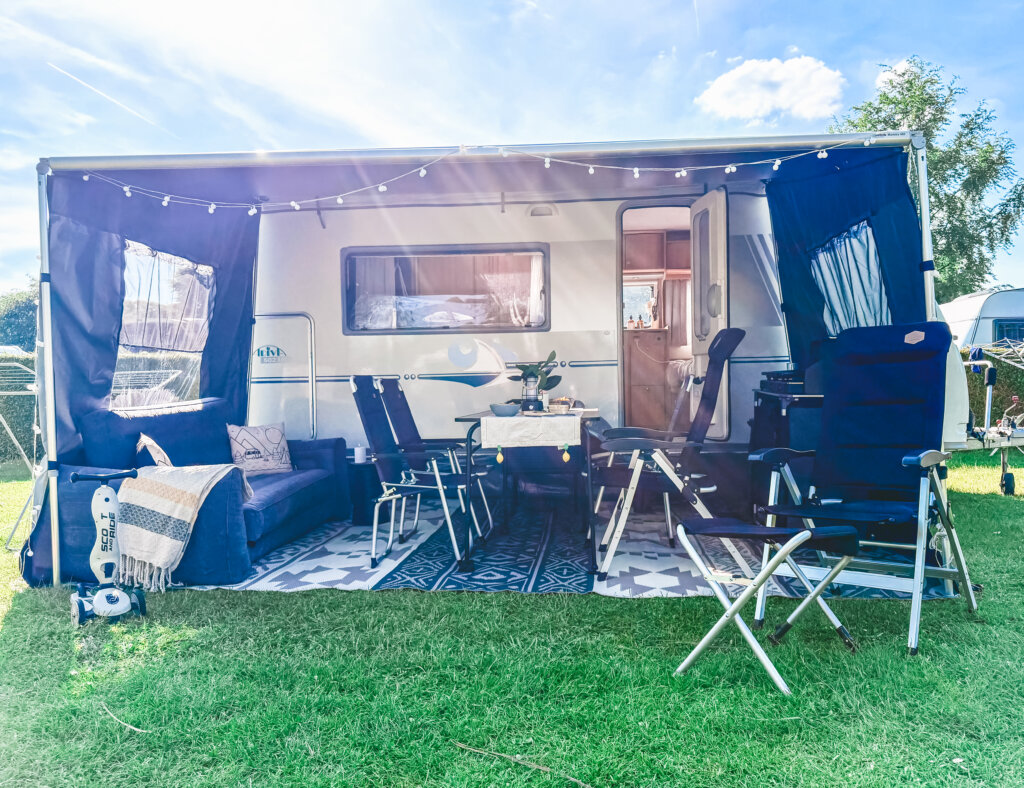 15x kampeer musthaves: van camping naar glamping